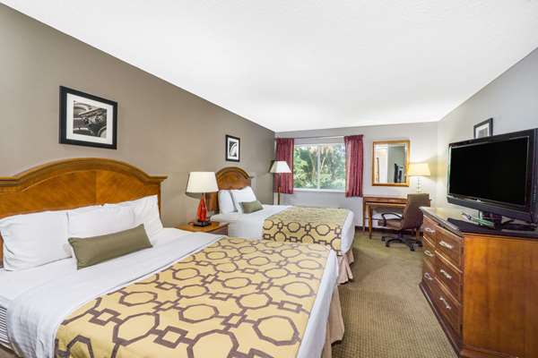  - Baymont Inn & Suites Piqua - I-75, Exit 82