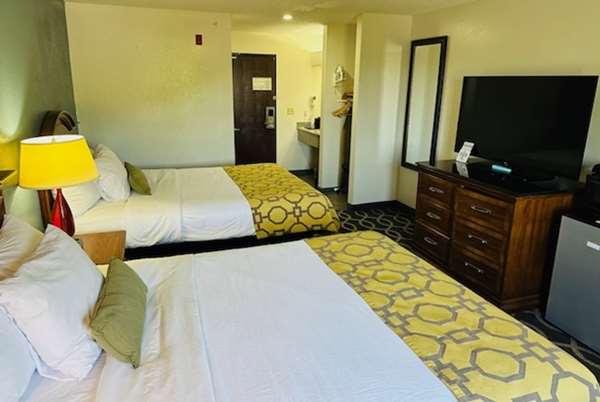  - Baymont Inn & Suites Piqua - I-75, Exit 82