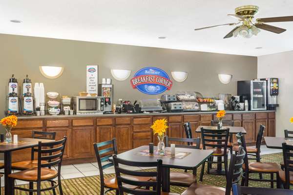  - Baymont Inn & Suites Piqua - I-75, Exit 82