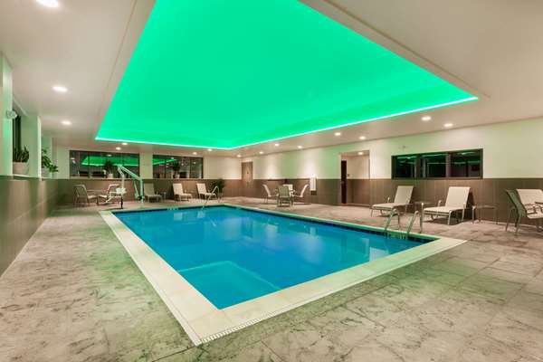 Pool - Wingate by Wyndham Hotel Altoona