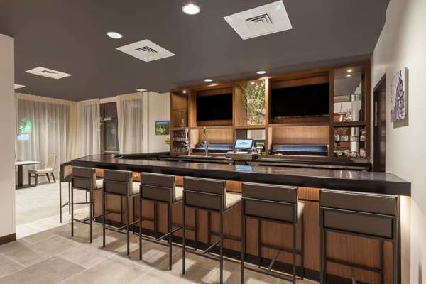 Bar - Wingate by Wyndham Hotel Altoona