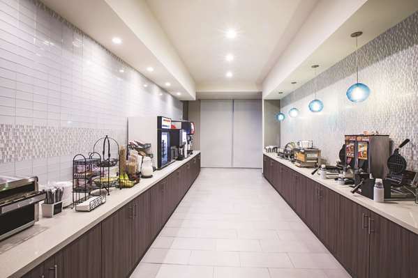  - La Quinta Inn & Suites McAllen