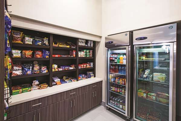  - La Quinta Inn & Suites McAllen