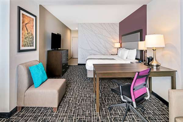 Suite - La Quinta Inn & Suites McAllen
