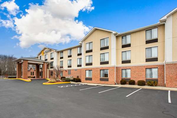 Exterior view - La Quinta Inn & Suites Plainfield - I-395, Exit 28