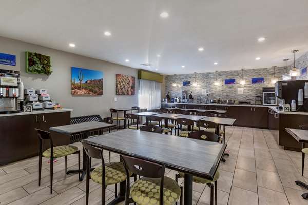 Amenities - Best Western North Phoenix Hotel - I-17, Exit 207