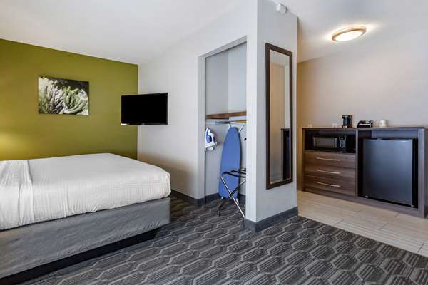  - Best Western North Phoenix Hotel - I-17, Exit 207