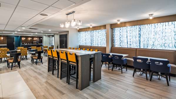 Amenities - Best Western Plus Bloomington East Hotel