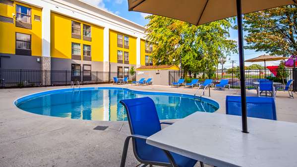 Pool - Best Western Plus Bloomington East Hotel