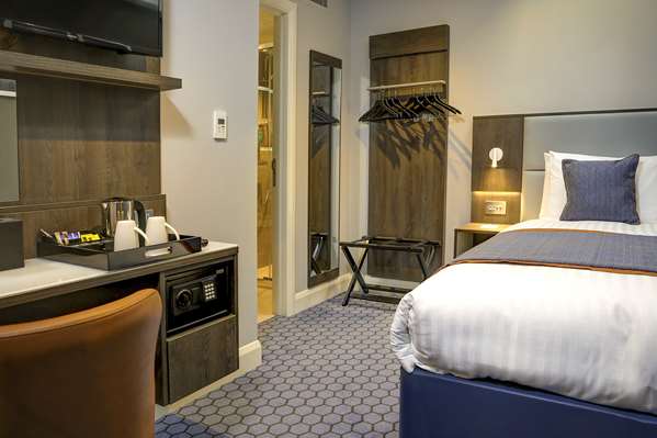 Guest Room,On-Site