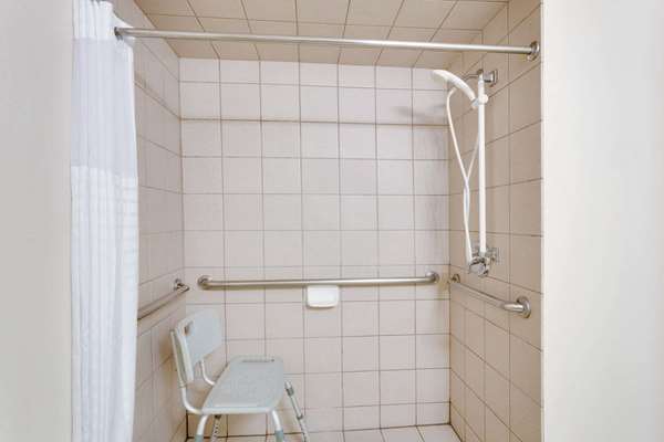  - Ramada Hotel Towne Center Provo - I-15, Exit 263