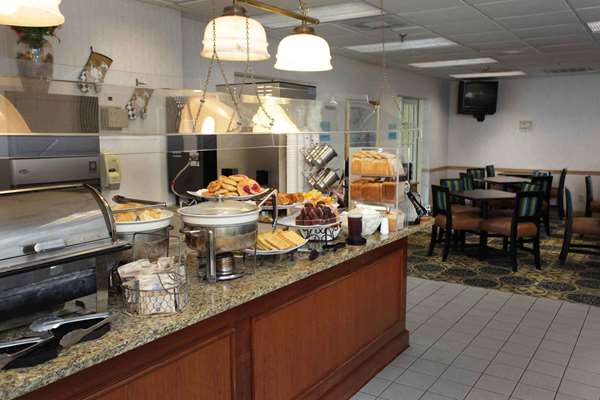Amenities - Wyndham Garden Hotel Jacksonville - I-95, Exit 344