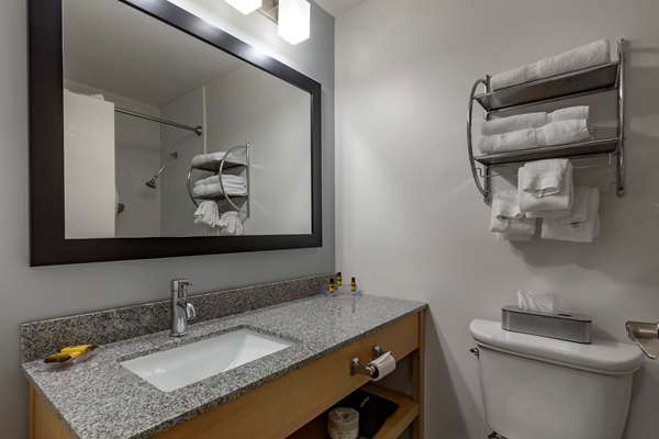 - Best Western Plus University Inn Winston Salem