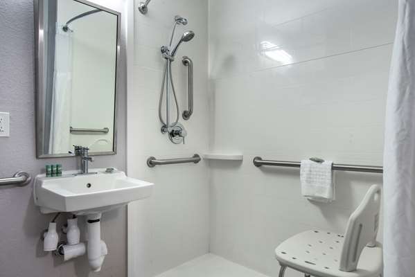  - Best Western Brewton Inn