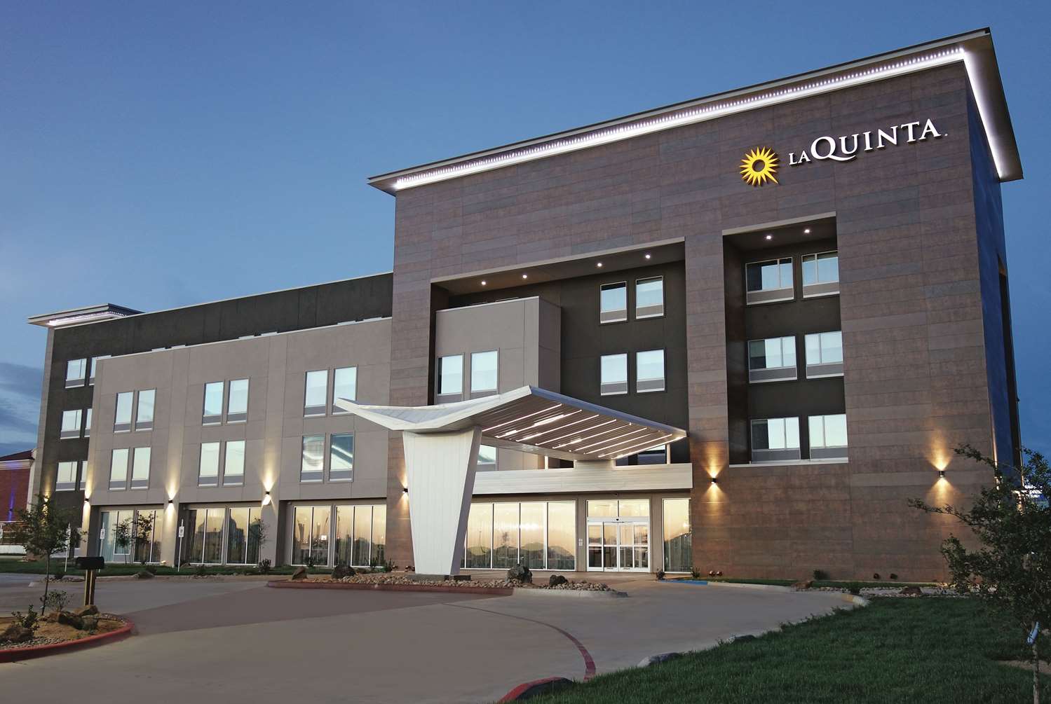 La Quinta Inn & Suites Mid City Amarillo, TX See Discounts