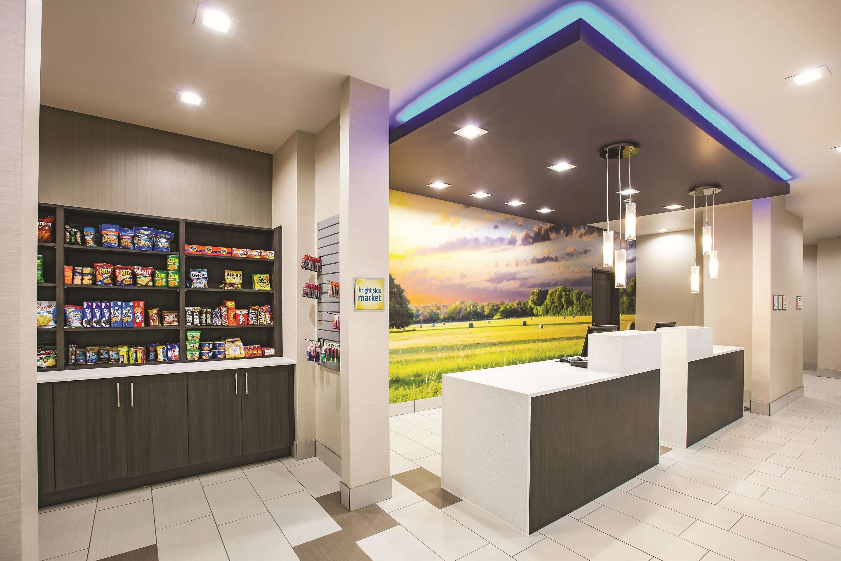 Lobby | La Quinta Inn & Suites by Wyndham Colorado City