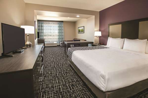  - La Quinta Inn & Suites Colorado City - I-20, Exit 217