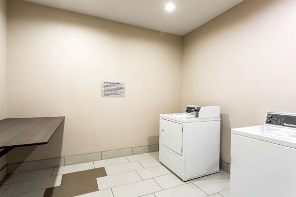 Amenities - La Quinta Inn & Suites Colorado City - I-20, Exit 217