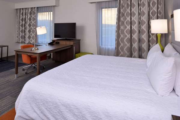  - Hampton Inn & Suites East Greenbush - I-90, Exit 9