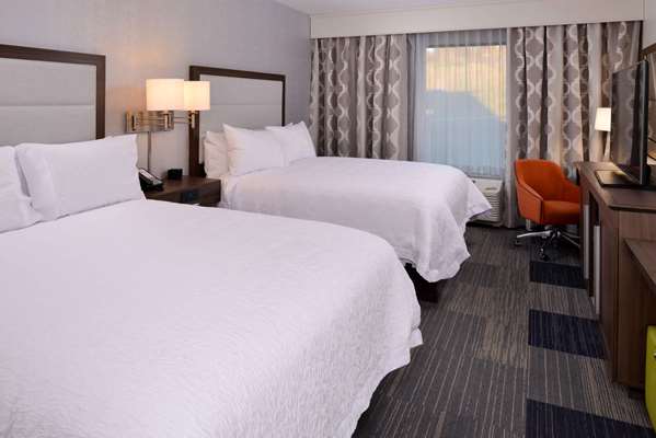  - Hampton Inn & Suites East Greenbush - I-90, Exit 9