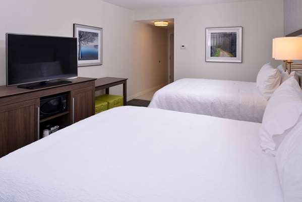  - Hampton Inn & Suites East Greenbush - I-90, Exit 9