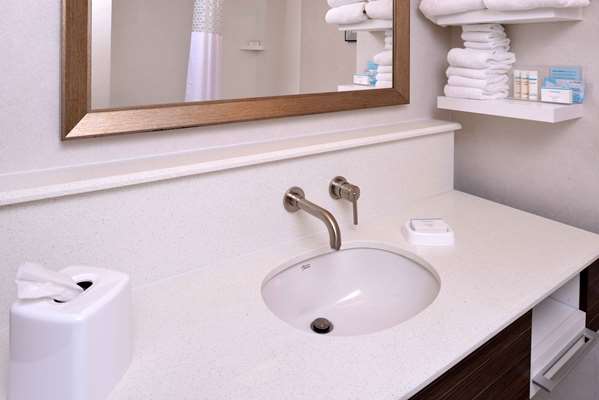  - Hampton Inn & Suites East Greenbush - I-90, Exit 9