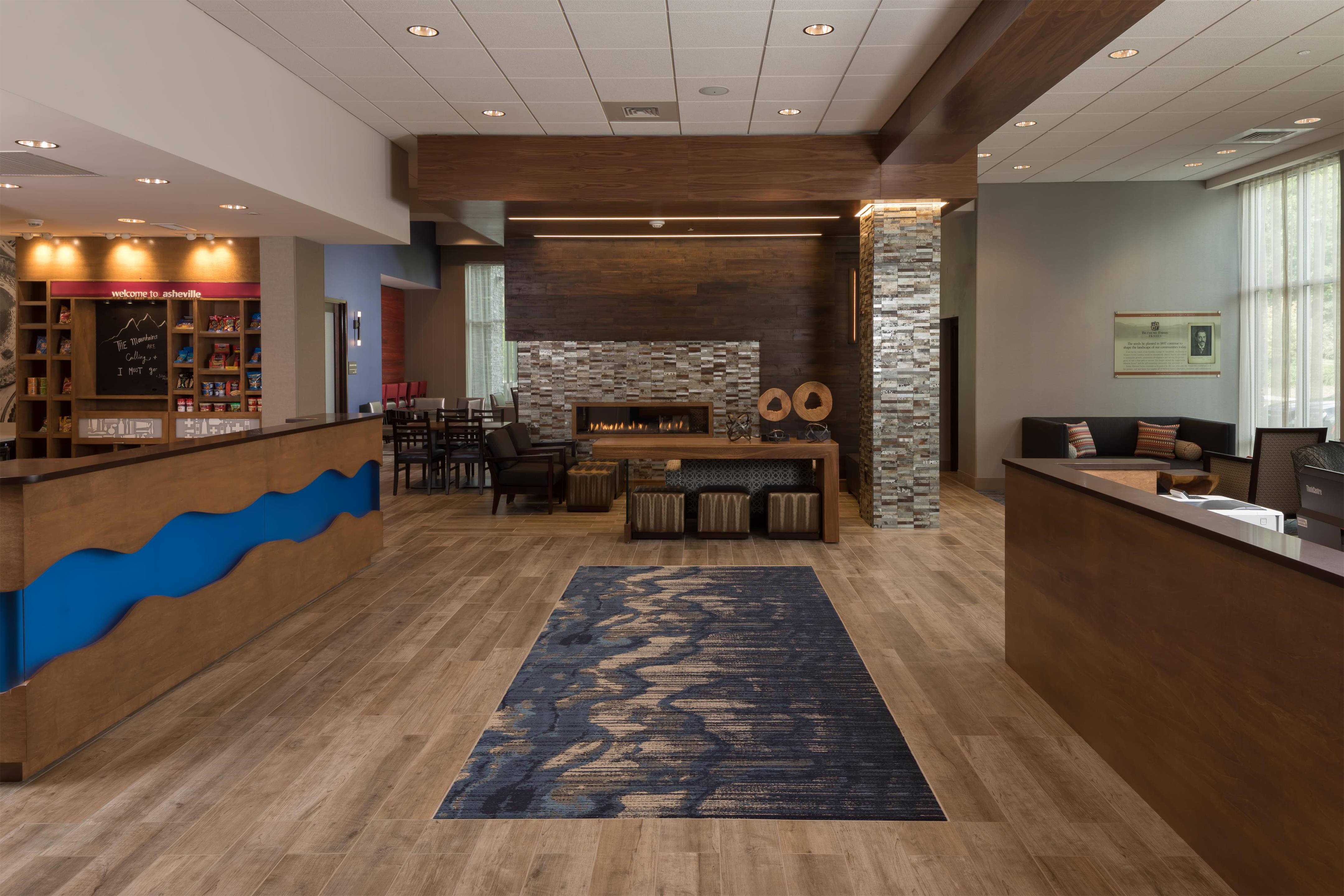 Reception | Hampton Inn & Suites Asheville Biltmore Village