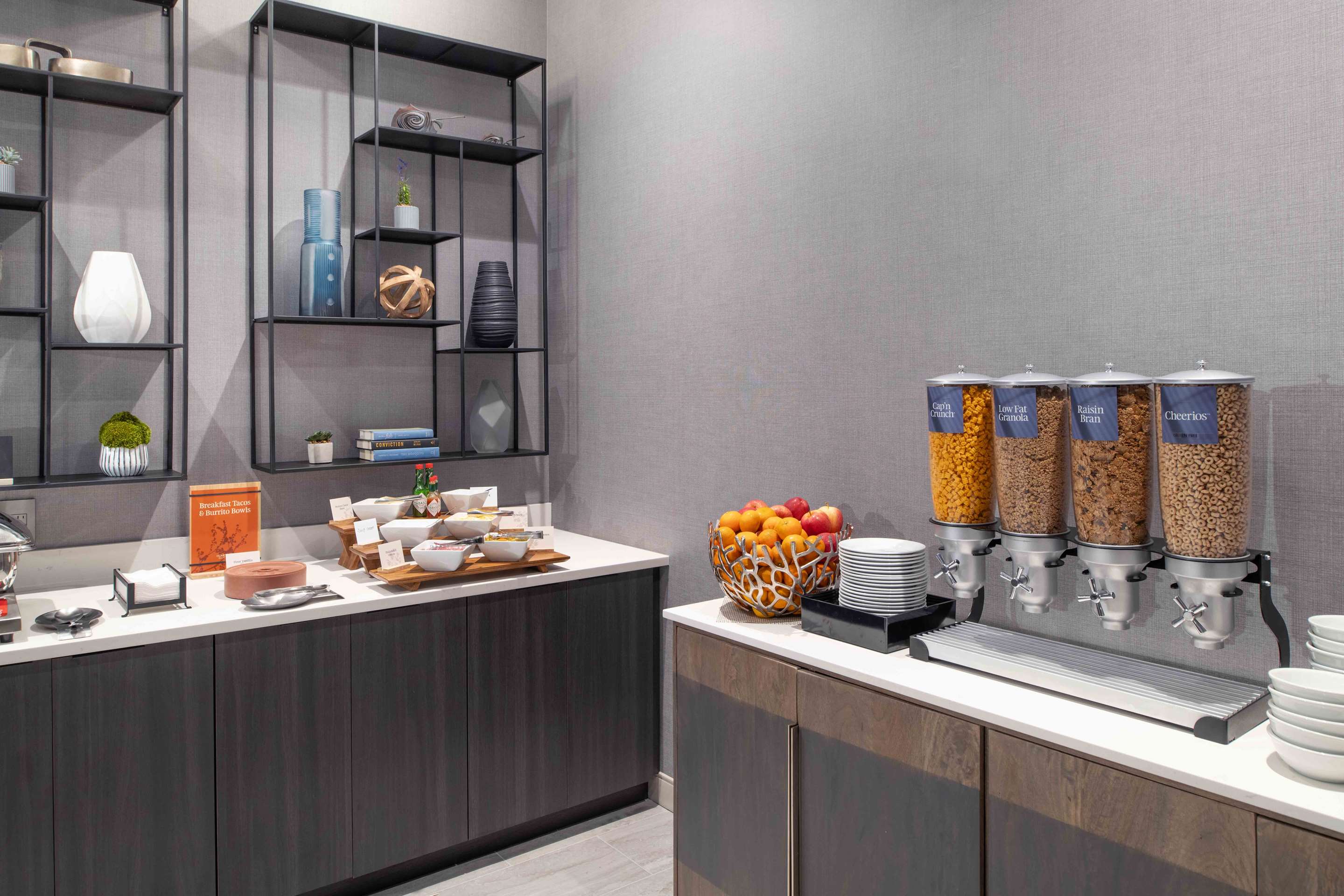 Breakfast Area | Homewood Suites by Hilton Boston Logan Airport Chelsea