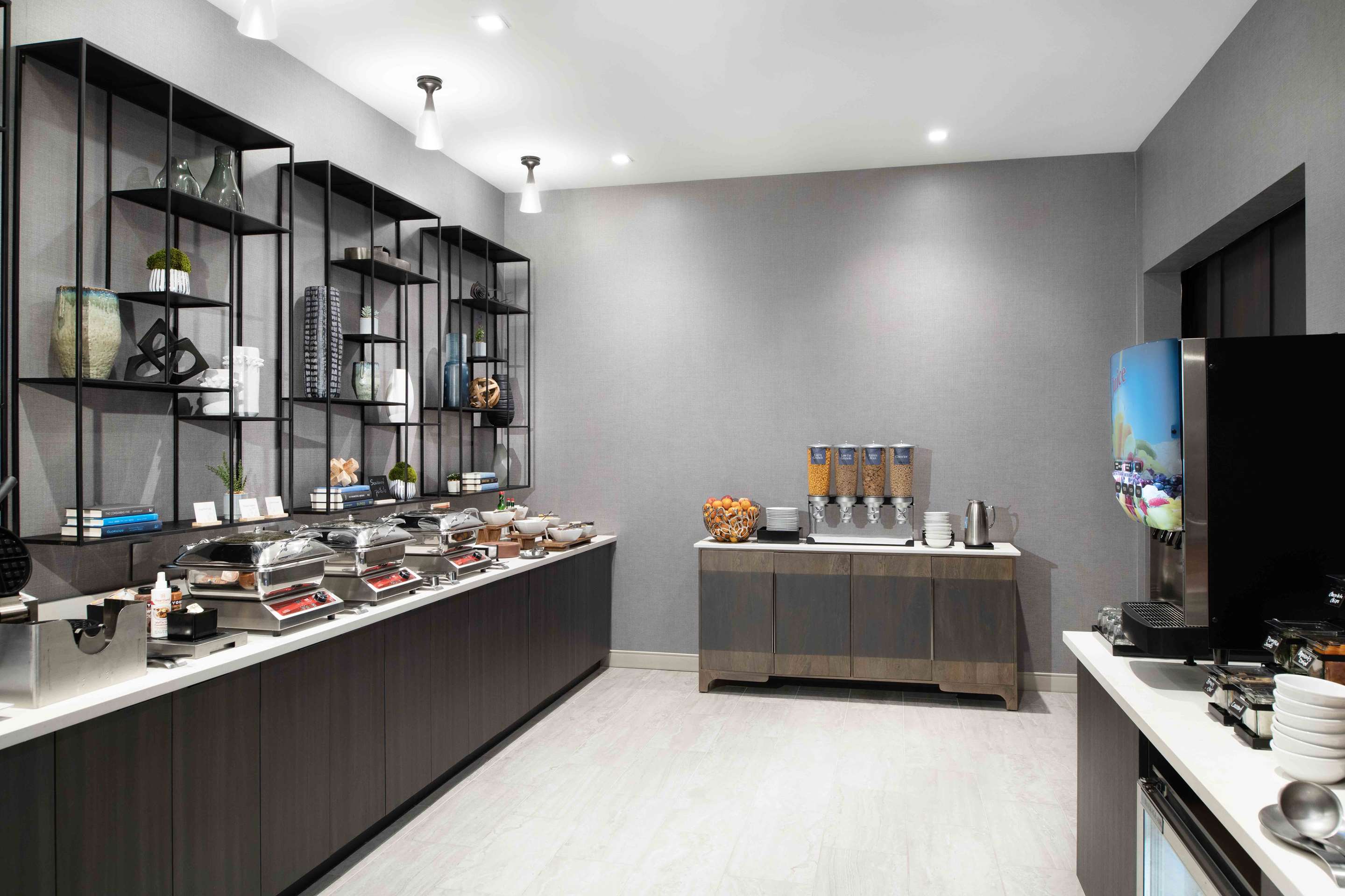 Breakfast Area | Homewood Suites by Hilton Boston Logan Airport Chelsea