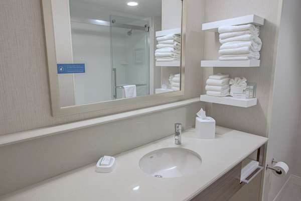  - Hampton Inn Amesbury - I-95, Exit 88