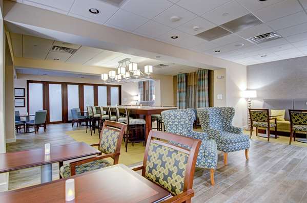 Restaurant - Hampton Inn Westborough - I-495, Exit 59