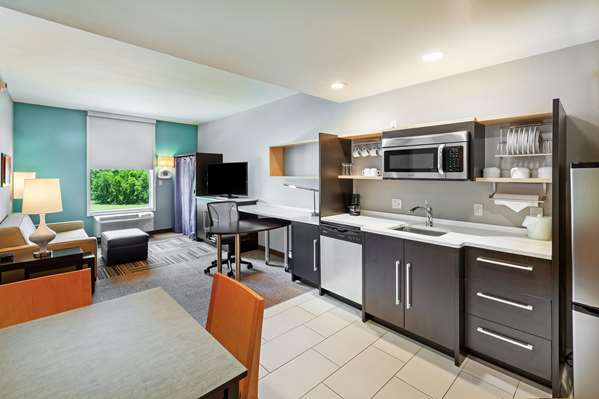  - Home2 Suites by Hilton Gonzales - I-10, Exit 177