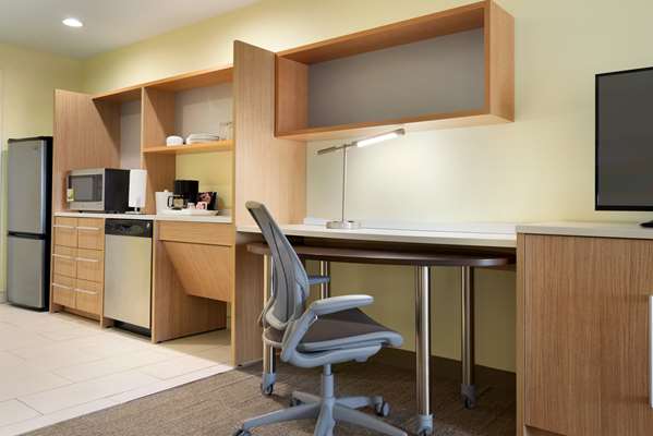  - Home2 Suites by Hilton Southeast Baton Rouge - I-10, Exit 163