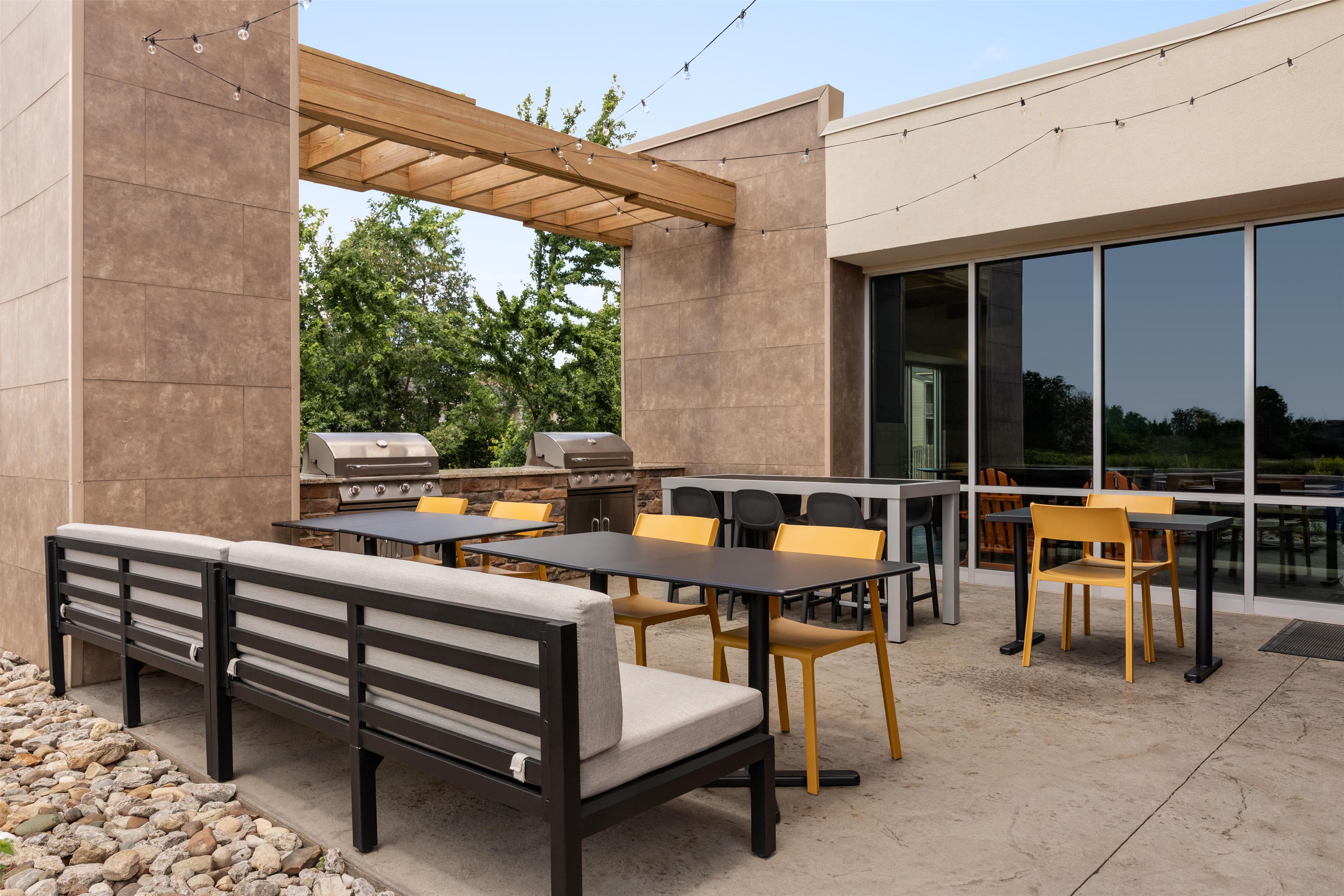 Exterior | Home2 Suites by Hilton Bowling Green Hotel