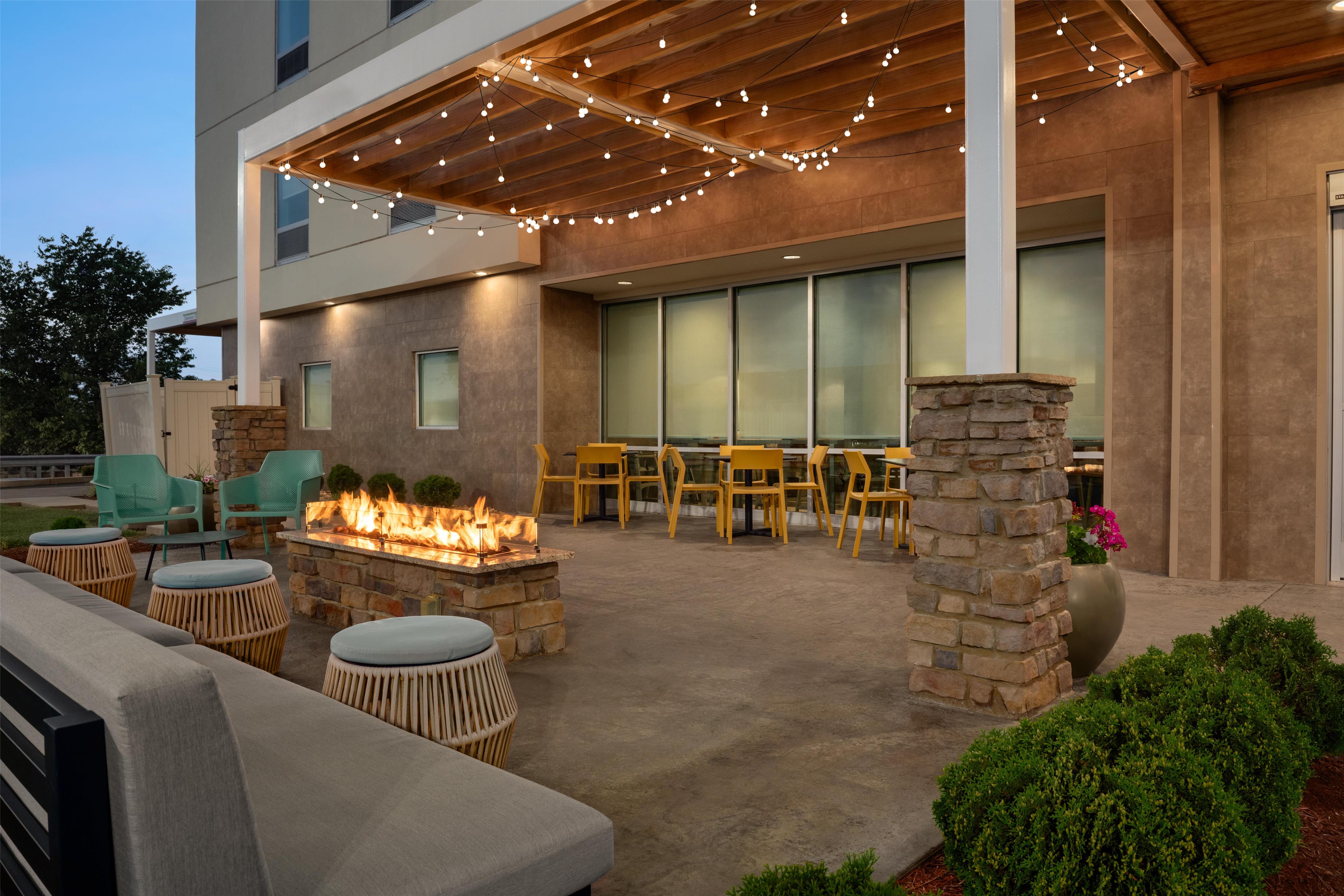 Exterior | Home2 Suites by Hilton Bowling Green Hotel