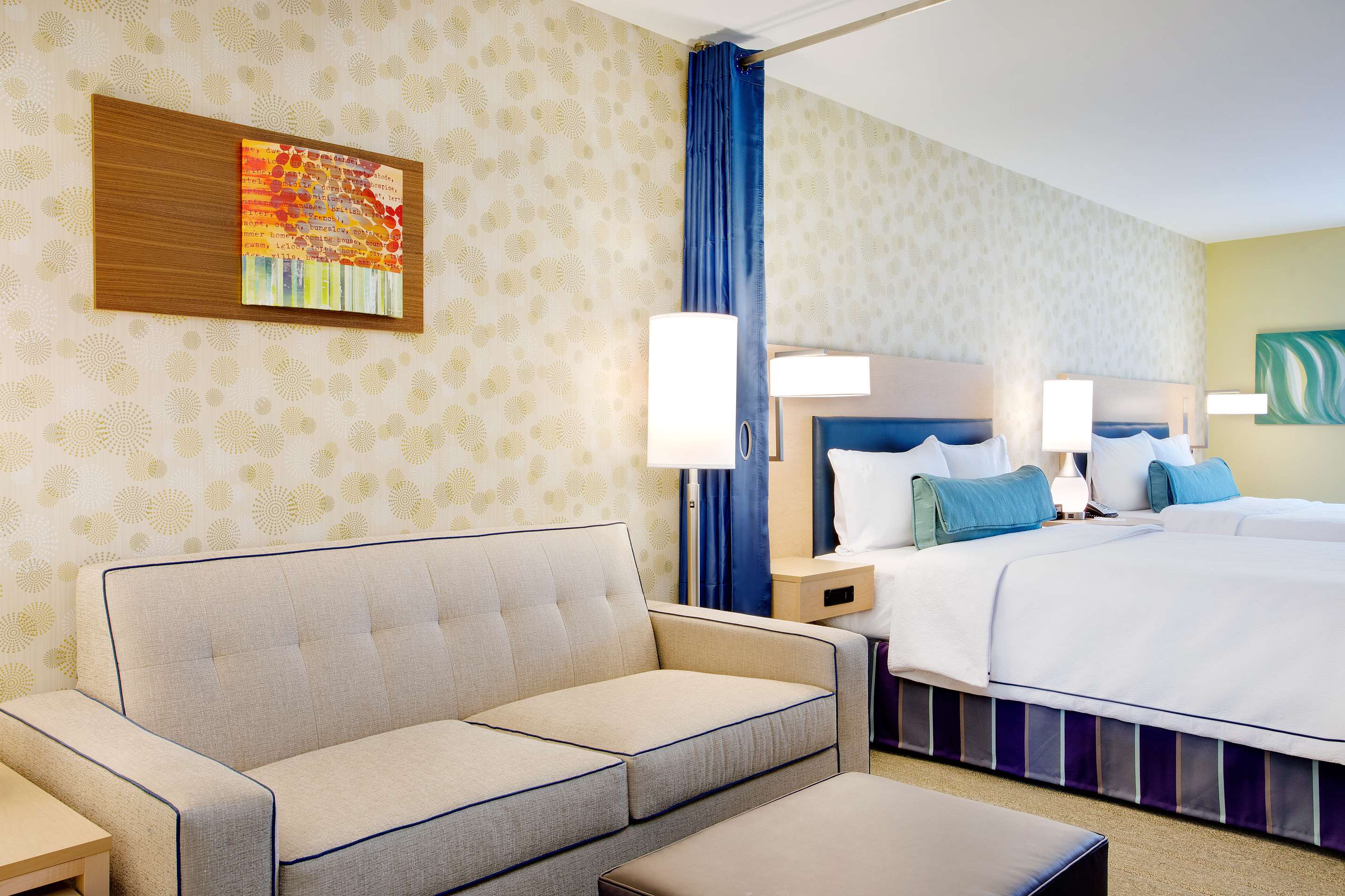 Guest room