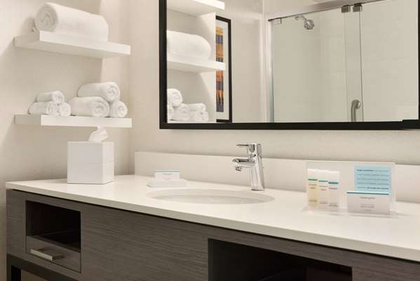  - Hampton Inn West Loop Chicago - I-90 & I-94, Exit 51C