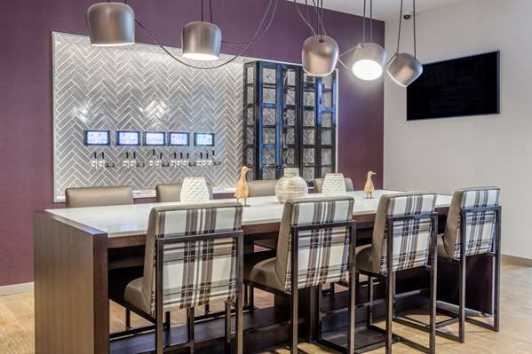 Bar - Hampton Inn West Loop Chicago - I-90 & I-94, Exit 51C