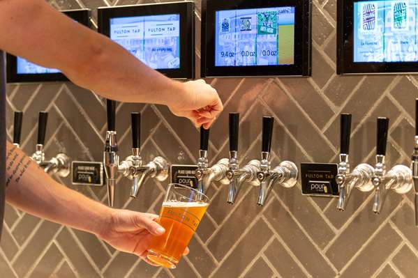 Bar - Hampton Inn West Loop Chicago - I-90 & I-94, Exit 51C