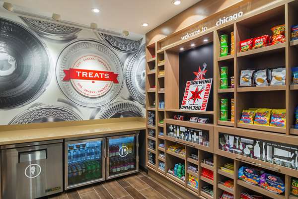 Restaurant - Hampton Inn Loyola Station Chicago