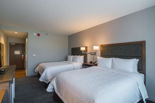  - Hampton Inn Loyola Station Chicago
