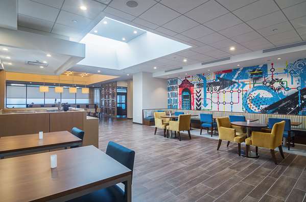 Restaurant - Hampton Inn Loyola Station Chicago