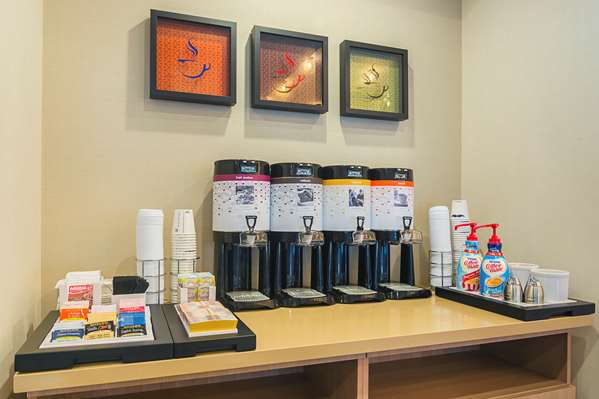 Restaurant - Hampton Inn Loyola Station Chicago