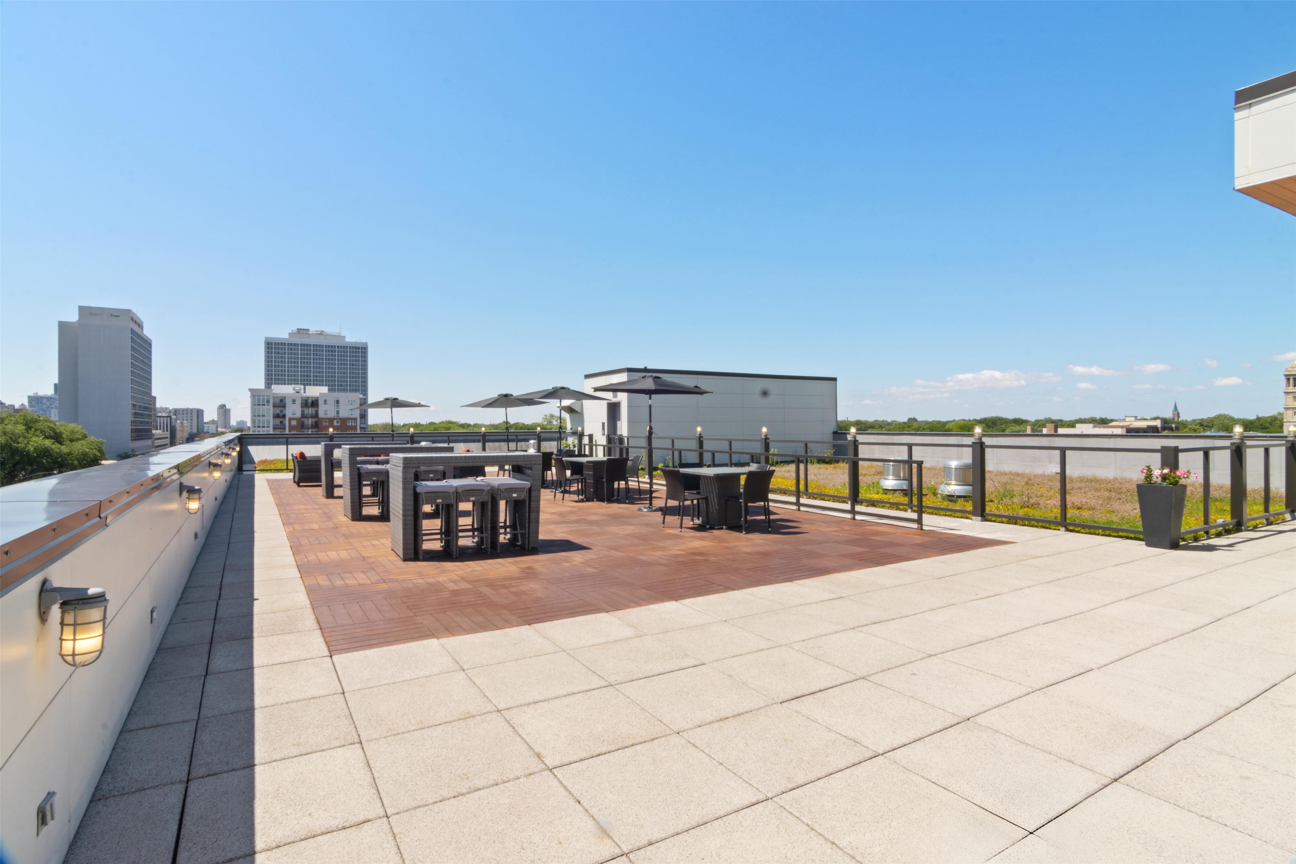 Recreational Facility | Hampton Inn Chicago North-Loyola Station