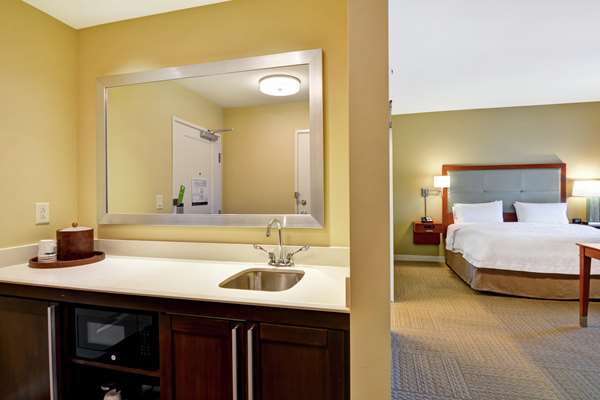  - Hampton Inn & Suites Airport North Charleston - I-26, Exit 213