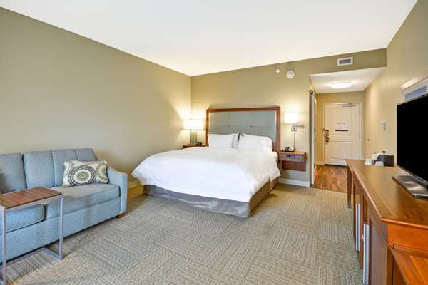  - Hampton Inn & Suites Airport North Charleston - I-26, Exit 213