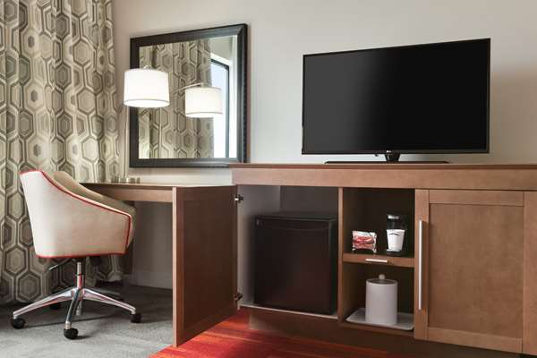  - Hampton Inn Cleveland Airport North Olmsted - I-480, Exit 6