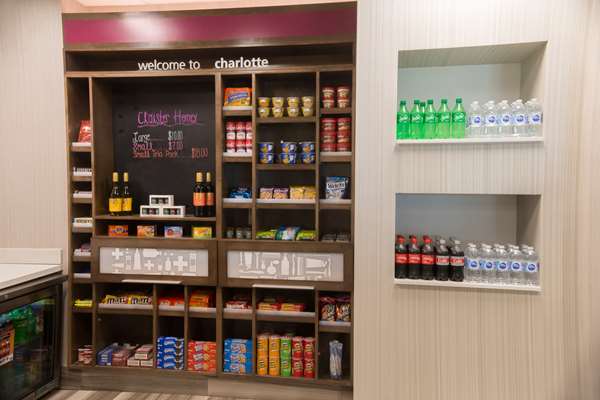 Restaurant - Hampton Inn & Suites Ballantyne Charlotte