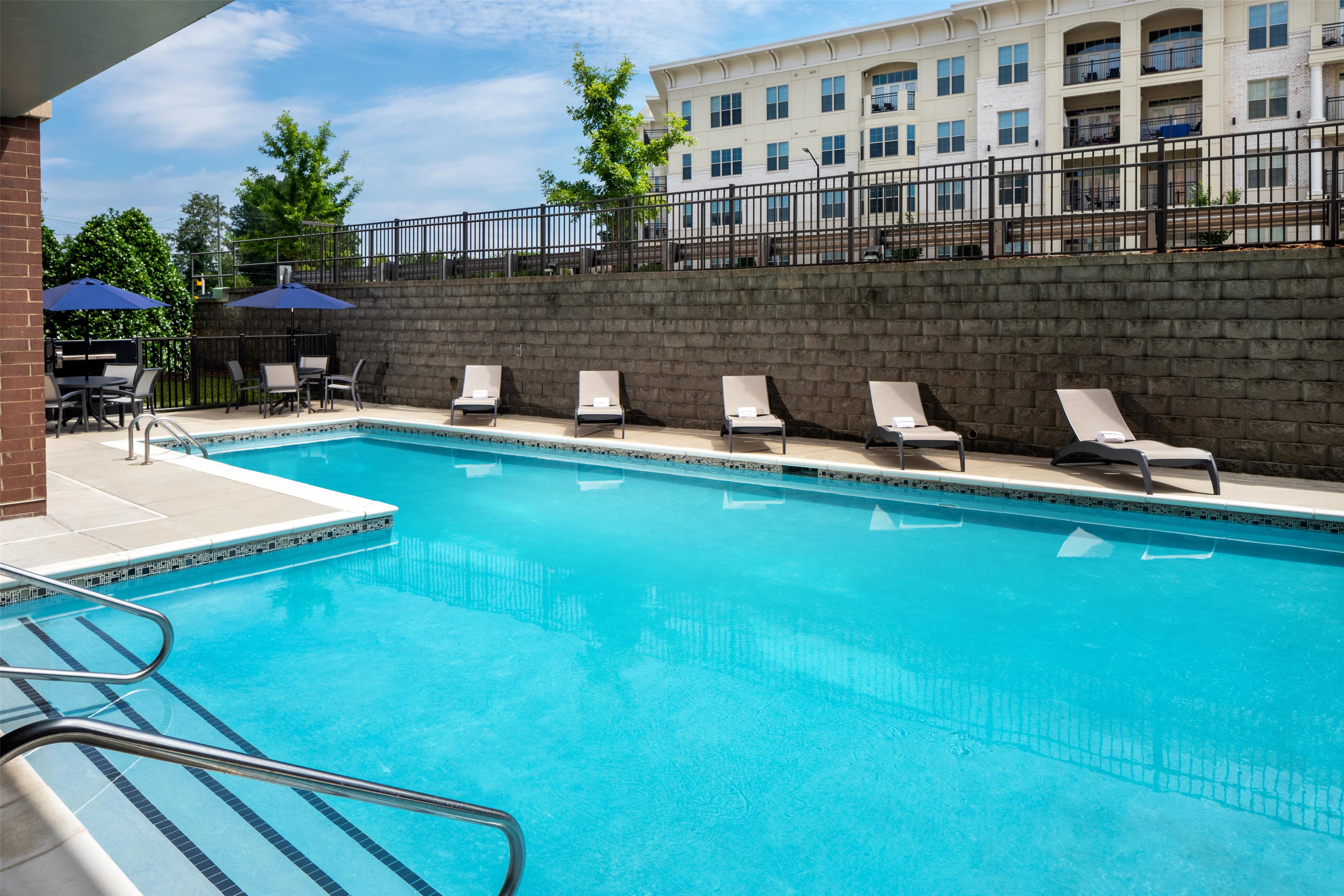 Pool | Hampton Inn & Suites Charlotte/Ballantyne