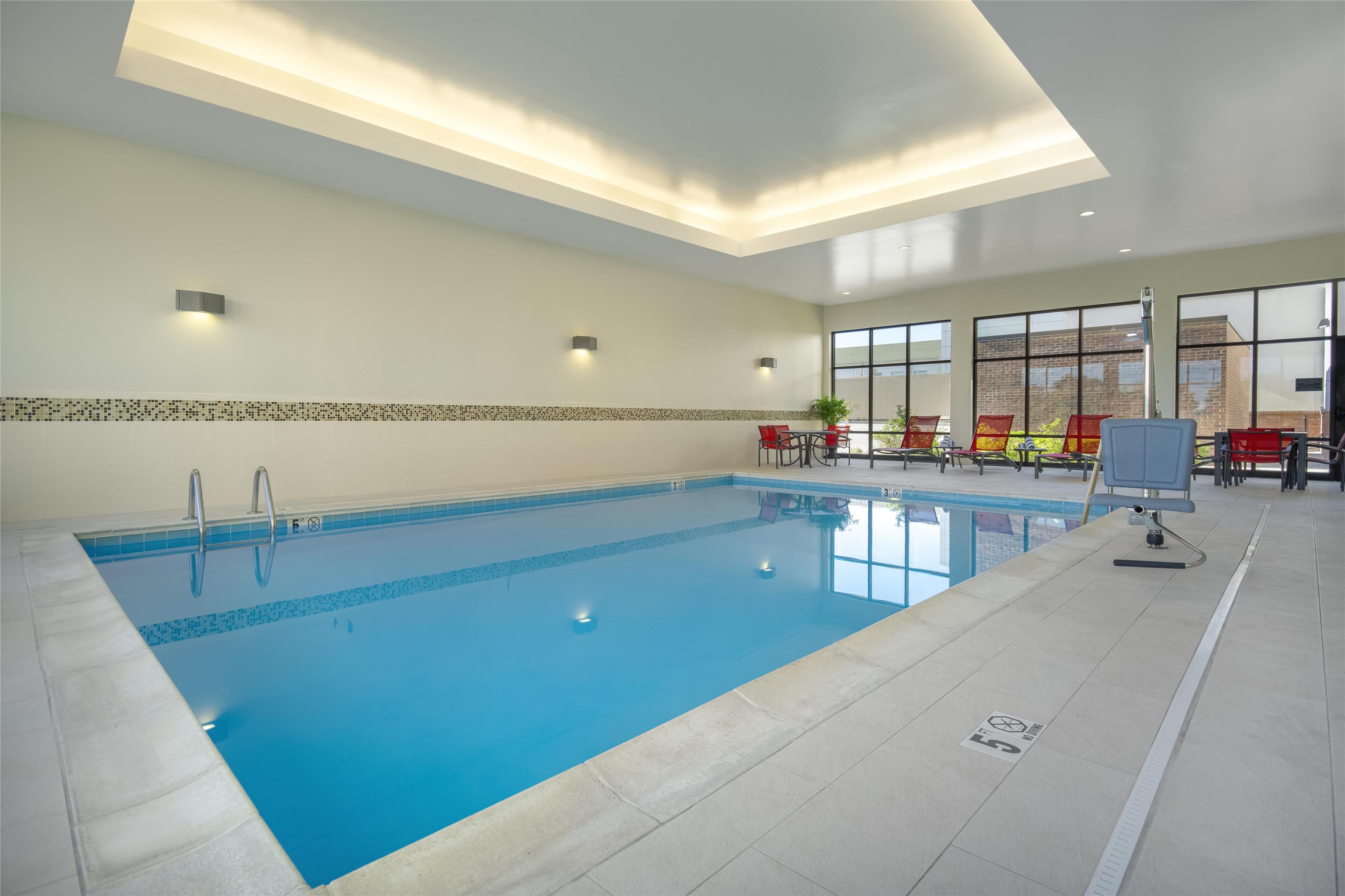Pool | Hampton Inn And Suites By Hilton Columbus Scioto Downs